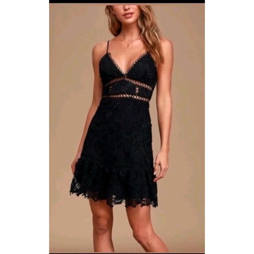 Lulu's Dearly Beloved Mini Dress Black Crochet Lace Size Small Resort Party